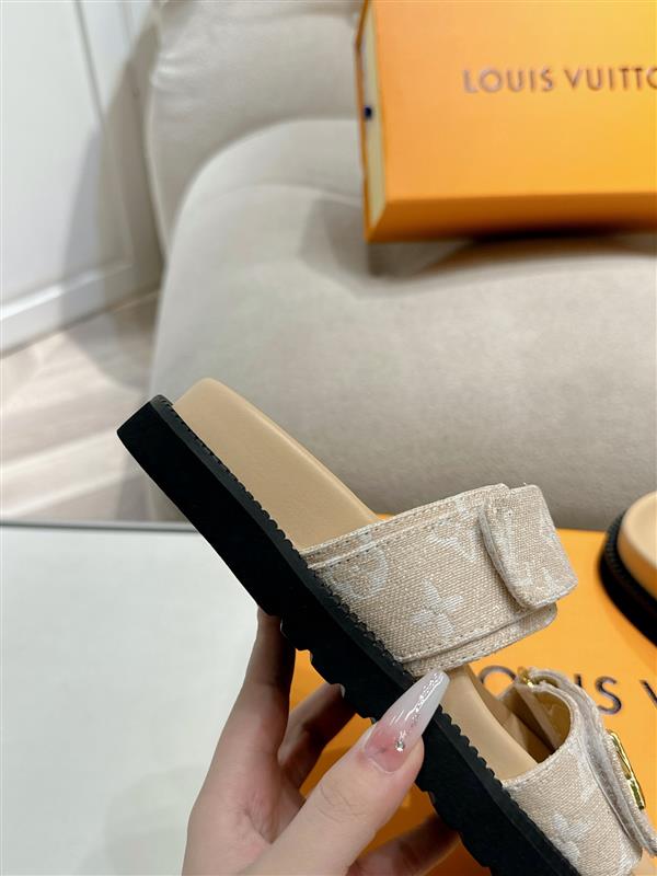 20251128184535281 200